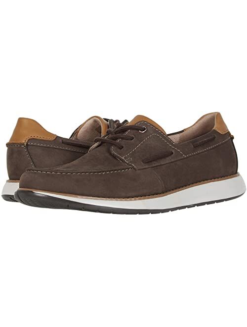 CLARKS Un Pilot Lace Up Boat Shoes