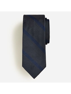 English silk tie in diagonal stripe