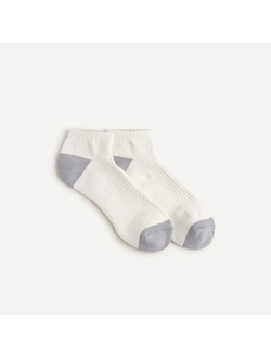 Athletic quarter-crew socks