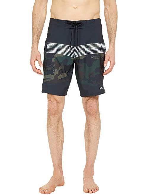 Salty Crew Pinnacle Angler 19" Boardshorts