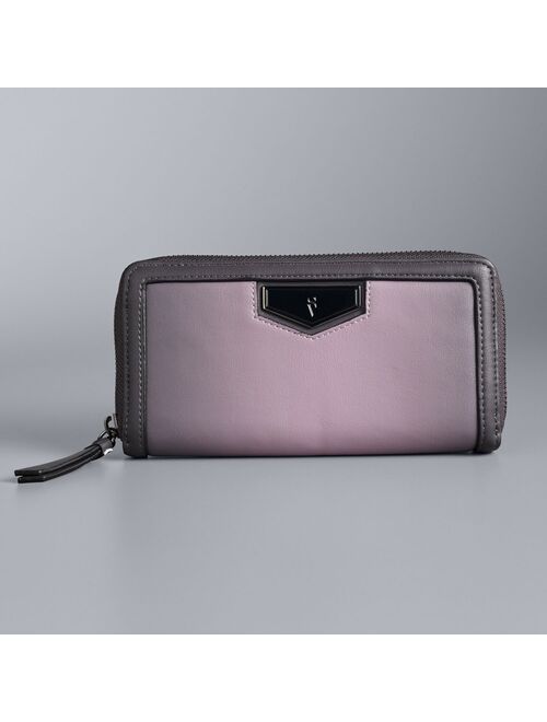 Simply Vera Vera Wang Simply style with this compact and lightweight Vera Vera Wang Signature Wallet