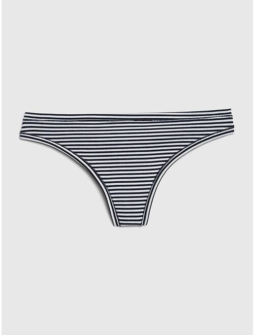 GAP Breathe Thong