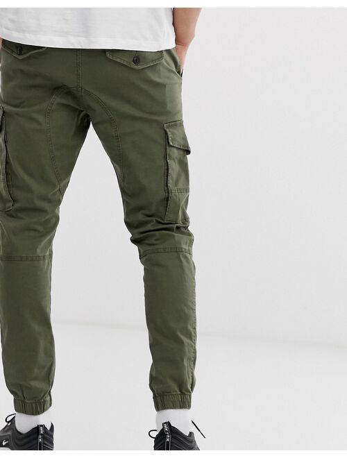 Jack & Jones Intelligence cuffed cargo pants in green