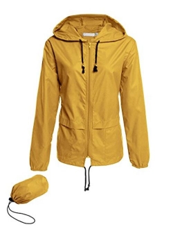 Avoogue Raincoat Women Lightweight Waterproof Rain Jackets Packable Outdoor Hooded Windbreaker