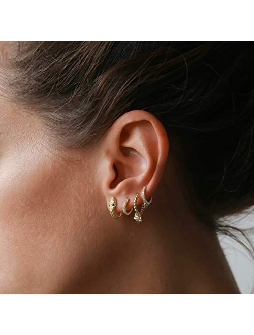 Mevecco Gold Snake Earrings for Women 18K Gold Plated Dainty Snake Shaped Charm Huggie Hoop Earrings Small Tiny Vintage Minimalist Dangling Long Snake Dangle Drop Hoop Hu