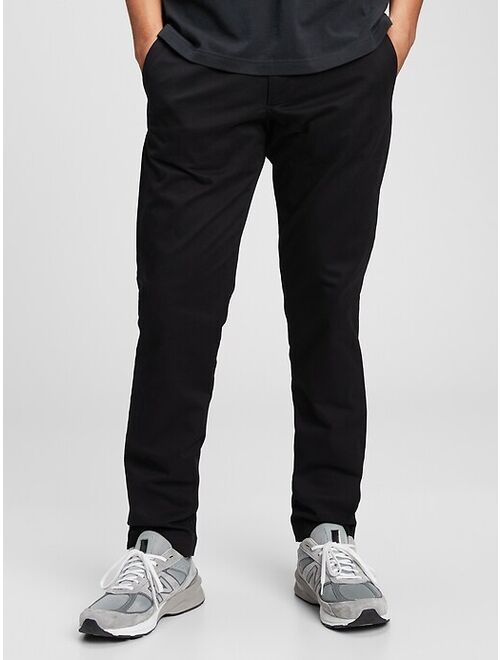 Modern Khakis in Athletic Taper Pant with GapFlex