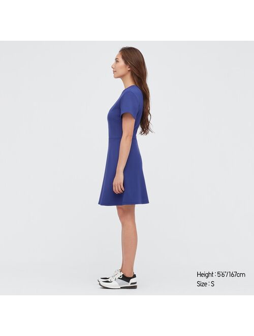 Uniqlo WOMEN STRETCH SHORT-SLEEVE FLARE DRESS