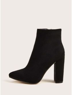 Minimalist Chunky Heeled Boots