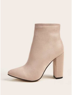 Minimalist Chunky Heeled Boots