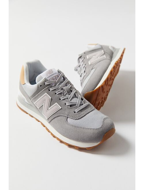 New Balance 574 Women’s Sneaker