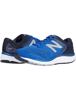 940v4 Lightweight Low Top Running Sneaker