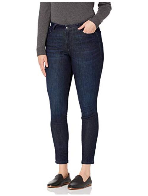 Amazon Essentials Women's Mid Rise Curvy Skinny Jean