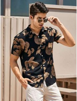 Men Allover Print Short Sleeve Shirt