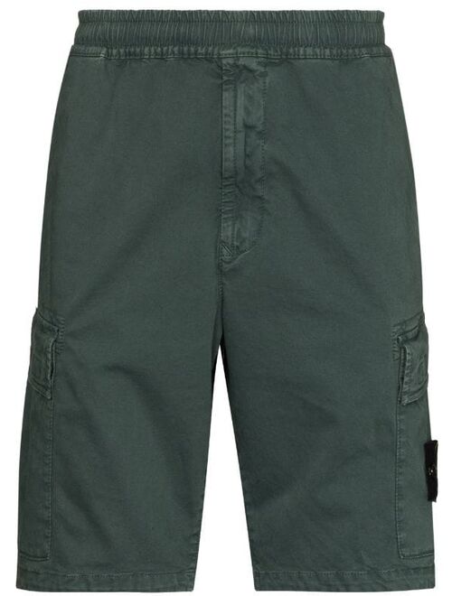 logo-patch cargo shorts