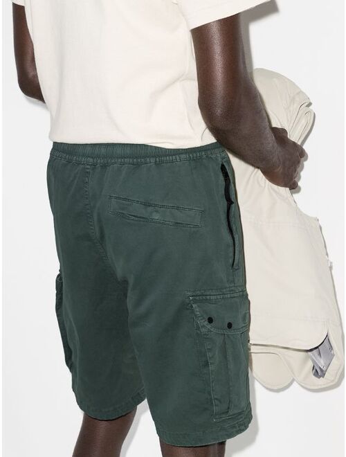 logo-patch cargo shorts