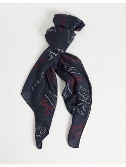 printed scarf in navy