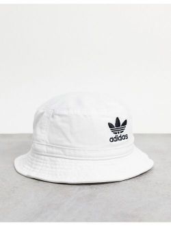 unisex bucket hat in white