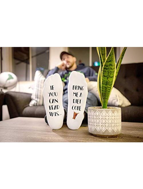 If You Can Read This Bring Me A Diet Coke Socks Funny Novelty Funky Crew Socks Men Women Christmas Gifts Slipper Socks Gift for Grandma Mother Father