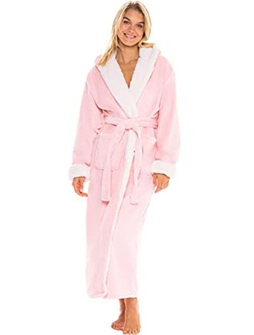 Alexander Del Rossa Women's Warm Fleece Robe with Hood, Long Plush Sherpa Bathrobe