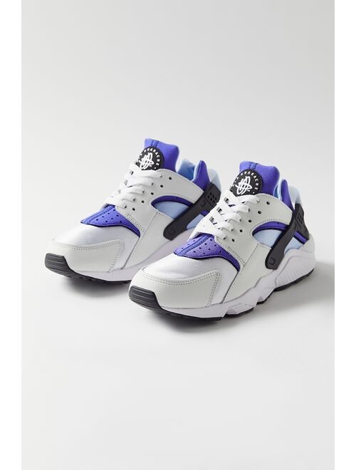 Nike Air Huarache Women’s Sneaker