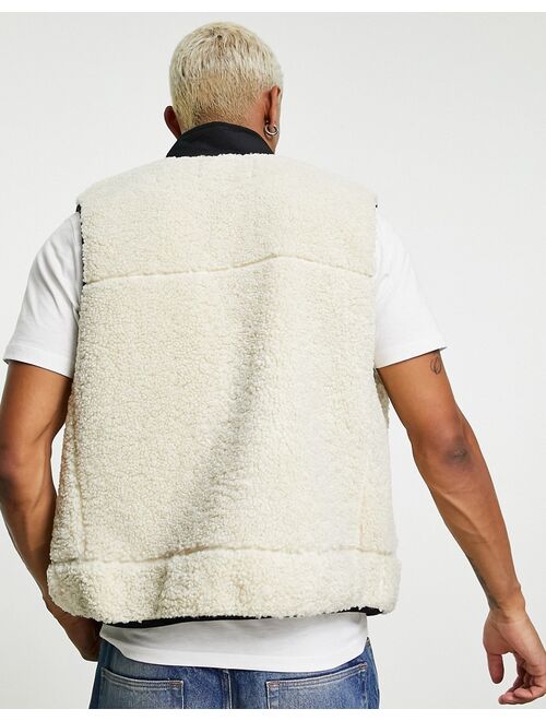 Pull&Bear sherpa vest in ecru