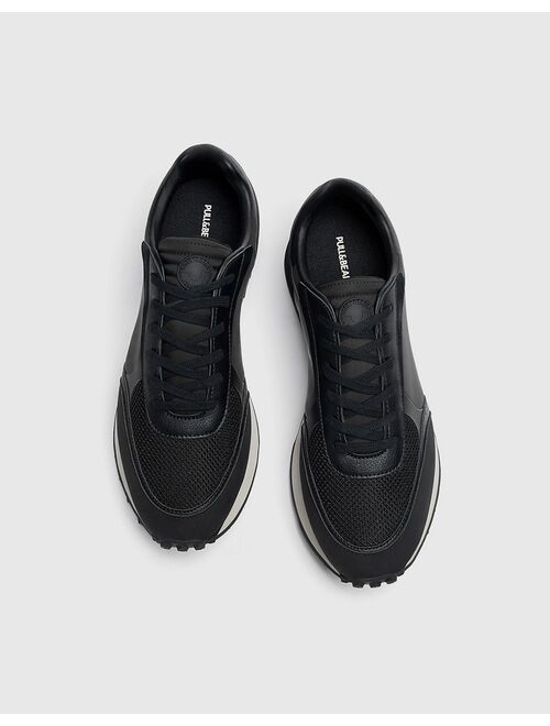 Pull&Bear runner sneakers in black