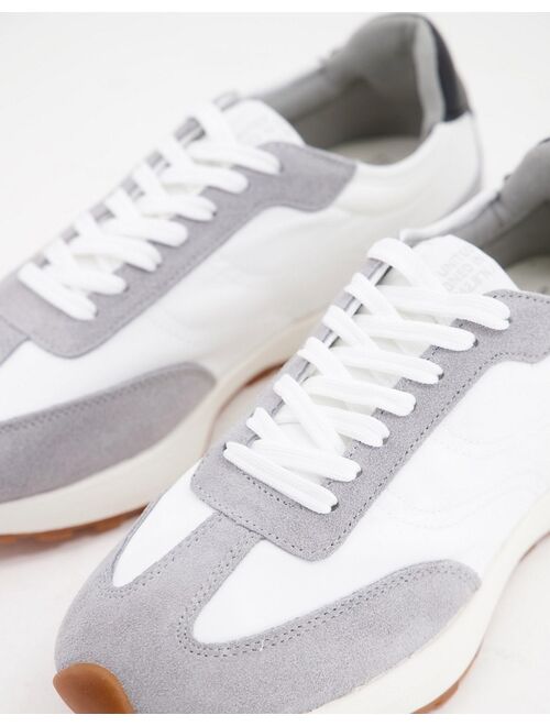 Pull&Bear retro sneakers with rubber sole in white