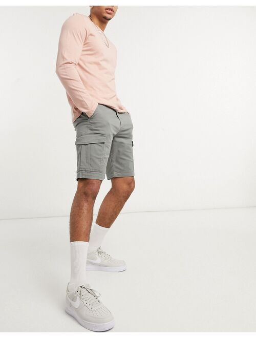 Jack & Jones Intelligence cargo shorts in gray