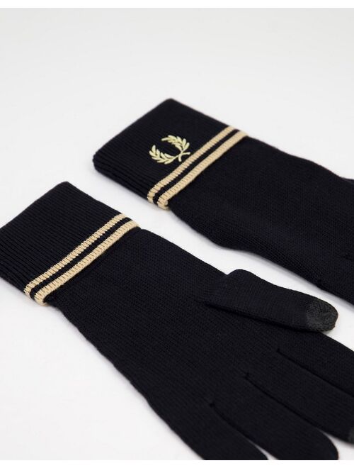 Fred Perry twin tipped merino wool gloves in black/gold