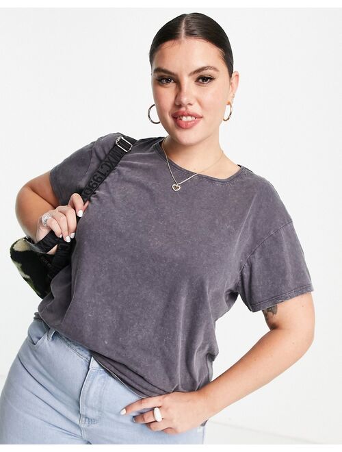 New Look Curve acid wash oversized t-shirt in dark gray