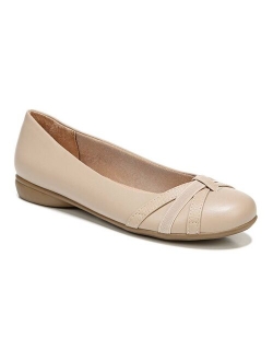 Abigail Women's Flats