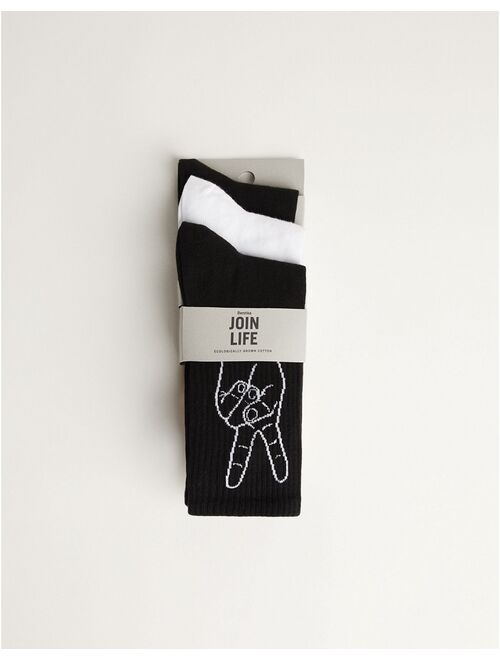 Bershka 3 pack socks with peace and fire print in black