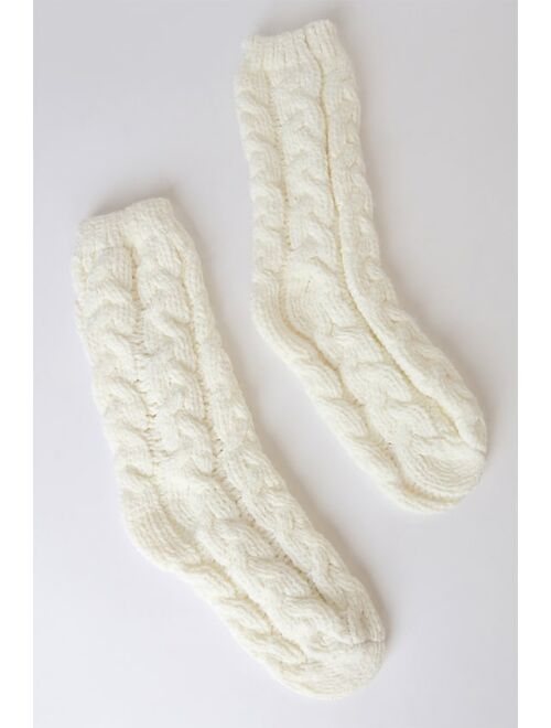 Lulus Cuddle Point Ivory Cable Knit Socks