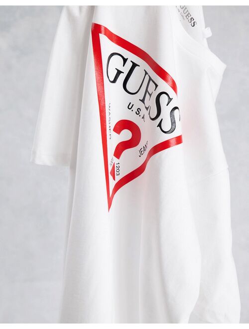 Guess T-shirt with triangle logo in white