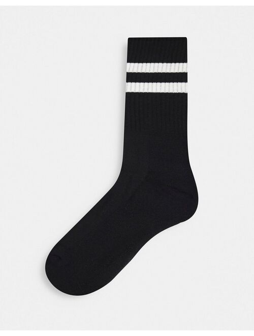 New Look 3 pack stripe sport socks in black