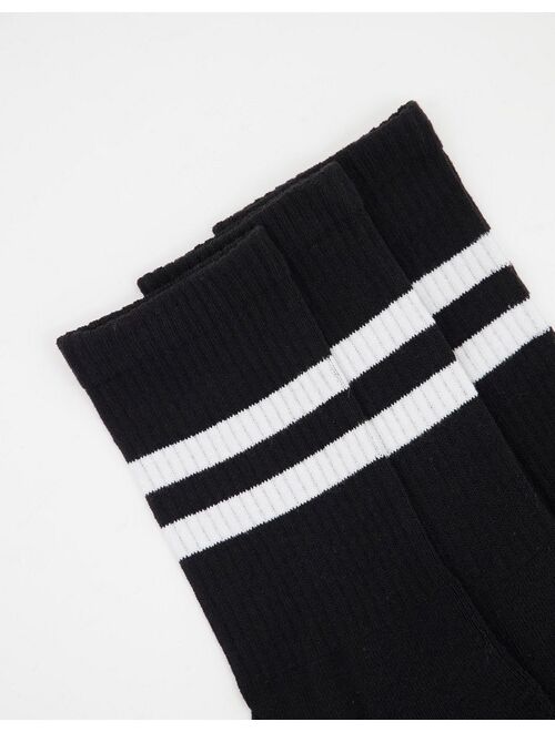 New Look 3 pack stripe sport socks in black