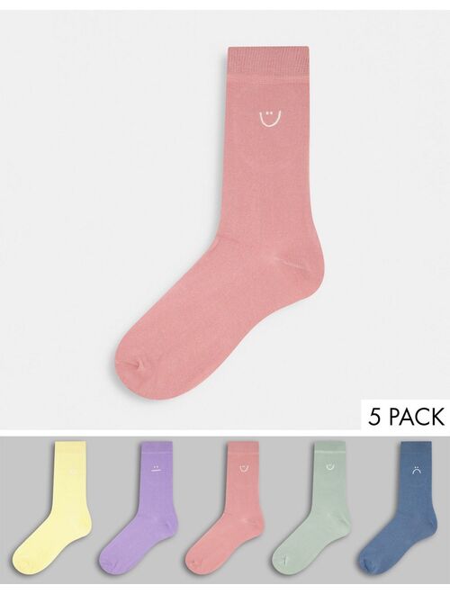 New Look 5 pack embroidered socks in multi