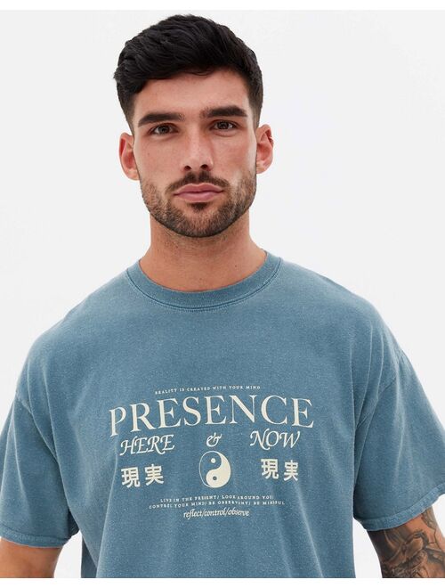 New Look T-shirt with Presence print washed blue