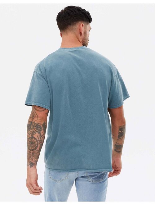 New Look T-shirt with Presence print washed blue