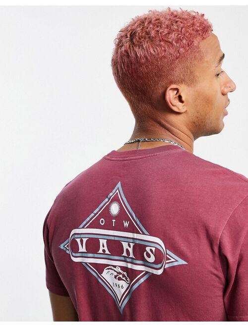 Vans Vintage Pointed Shaper back print t-shirt in burgundy