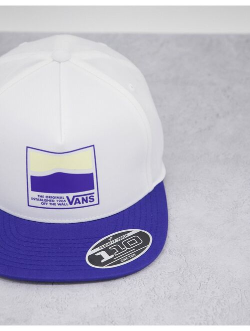 Vans DNA 110 snapback cap in white