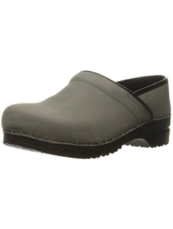 Pro. Textured Oiled Men's Clog