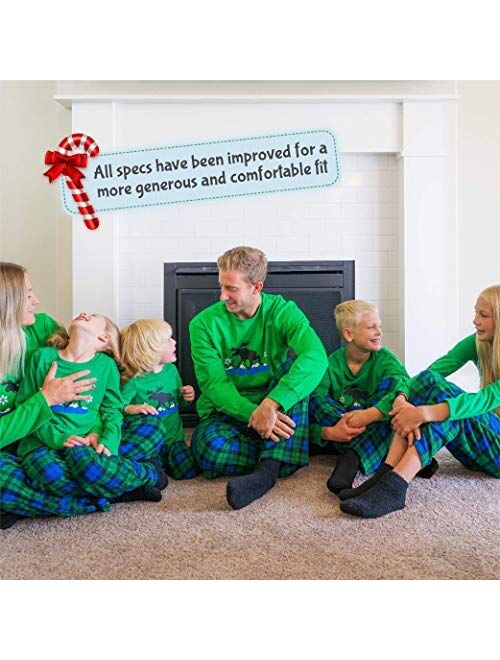 Mad Dog Concepts Matching Family Green Plaid Moose Christmas Holiday Pajamas Set + Slipper Socks