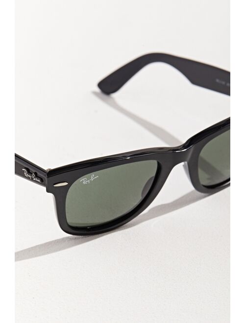 Ray-Ban Wayfarer Sunglasses