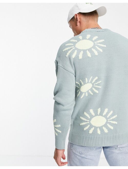 New Look relaxed knit sweater with sunshine print in gray