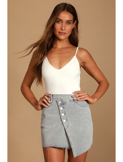 Lulus Criss Cross Light Wash Asymmetrical Denim Mini Skirt