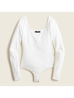 Stretch scoopneck bodysuit