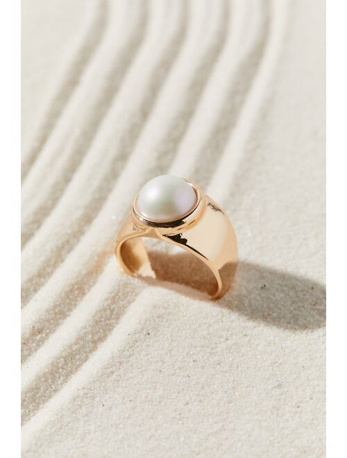 Urban Outfitters Statement Pearl Ring