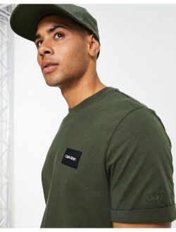 turn-up sleeve badge logo t-shirt in green