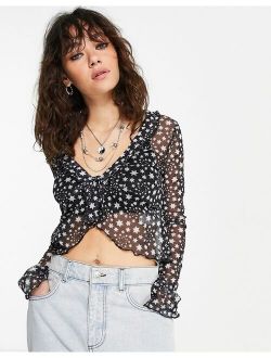 marne top with tie front in star print